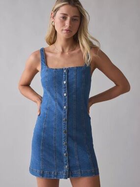 NWT BDG Denim Isla Denim Button-Front Shift Square Neck Mini Dress